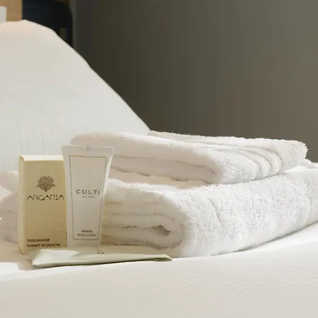 Hotel 22 Marzo-3